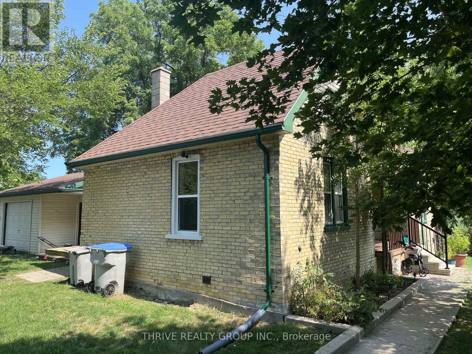 6692 Longwoods Road, Strathroy-Caradoc, Ontario  N0L 1T0 - Photo 4 - X13671614