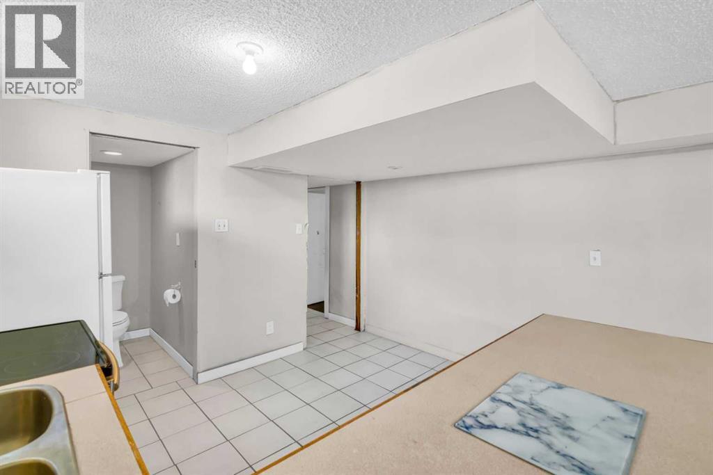 2046 33 Street Se, Calgary, Alberta  T2B 0T9 - Photo 35 - A2336768
