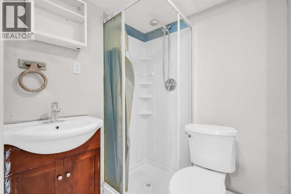 2046 33 Street Se, Calgary, Alberta  T2B 0T9 - Photo 33 - A2336768
