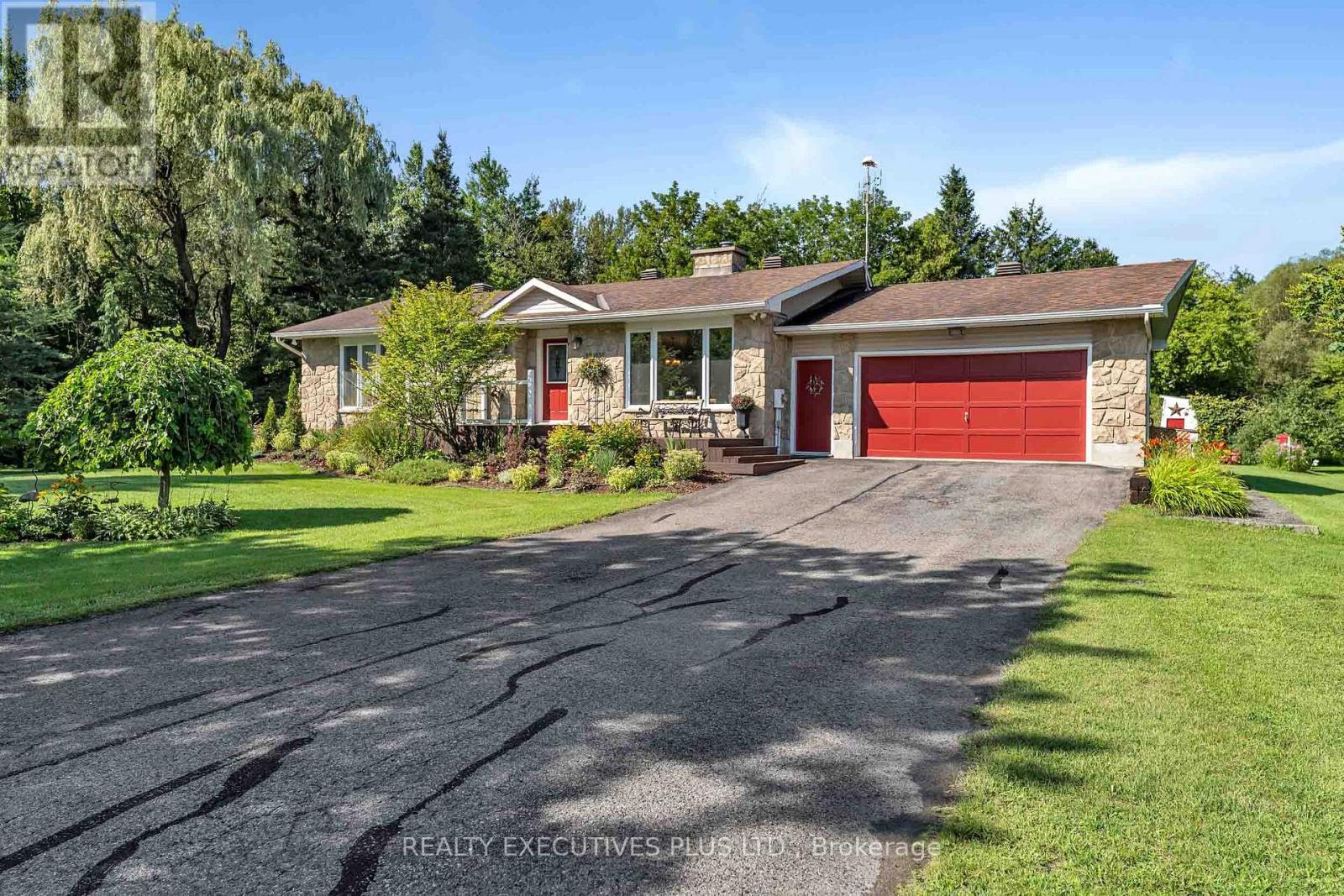 3896 SCHNUPP ROAD W, Clarence-Rockland, Ontario