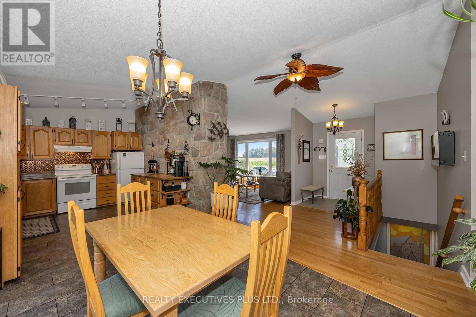 3896 Schnupp Road W, Clarence-Rockland, Ontario  K0A 1E0 - Photo 11 - X13671294