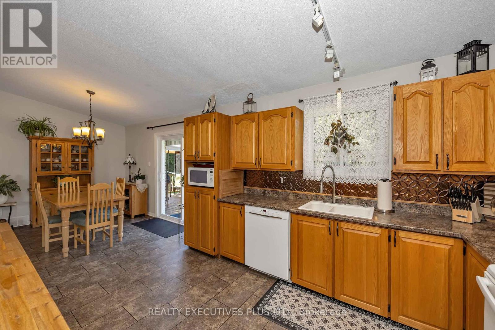 3896 Schnupp Road W, Clarence-Rockland, Ontario  K0A 1E0 - Photo 12 - X13671294