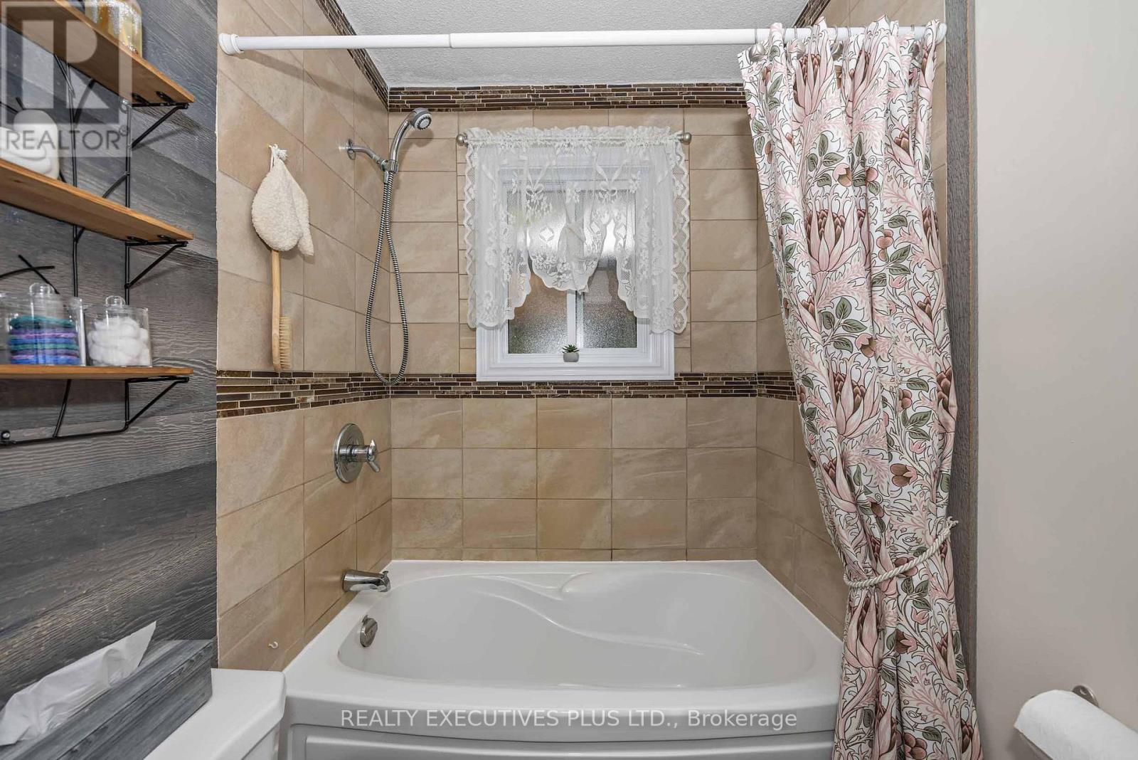 3896 Schnupp Road W, Clarence-Rockland, Ontario  K0A 1E0 - Photo 15 - X13671294