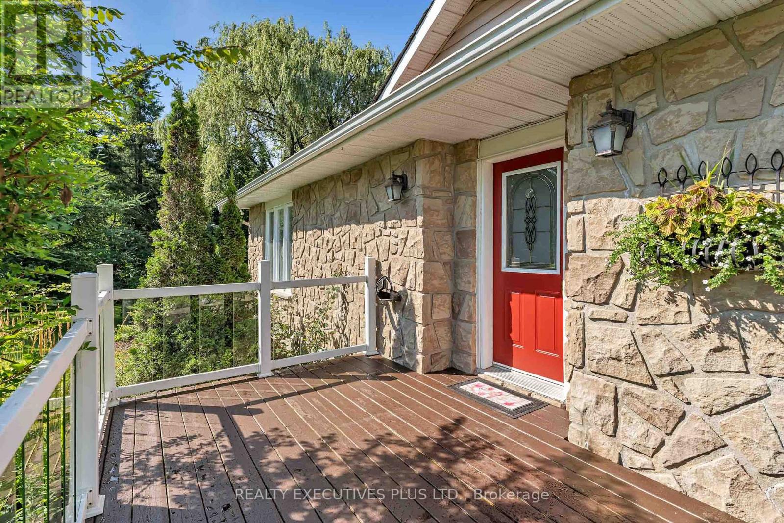 3896 Schnupp Road W, Clarence-Rockland, Ontario  K0A 1E0 - Photo 3 - X13671294