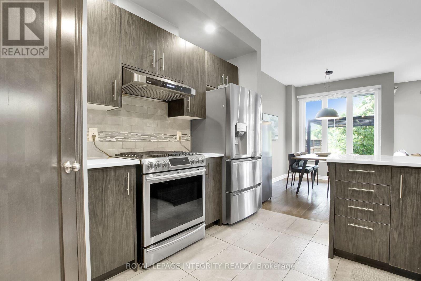 767 Dearborn Private, Ottawa, Ontario  K1T 0W3 - Photo 15 - X13671386