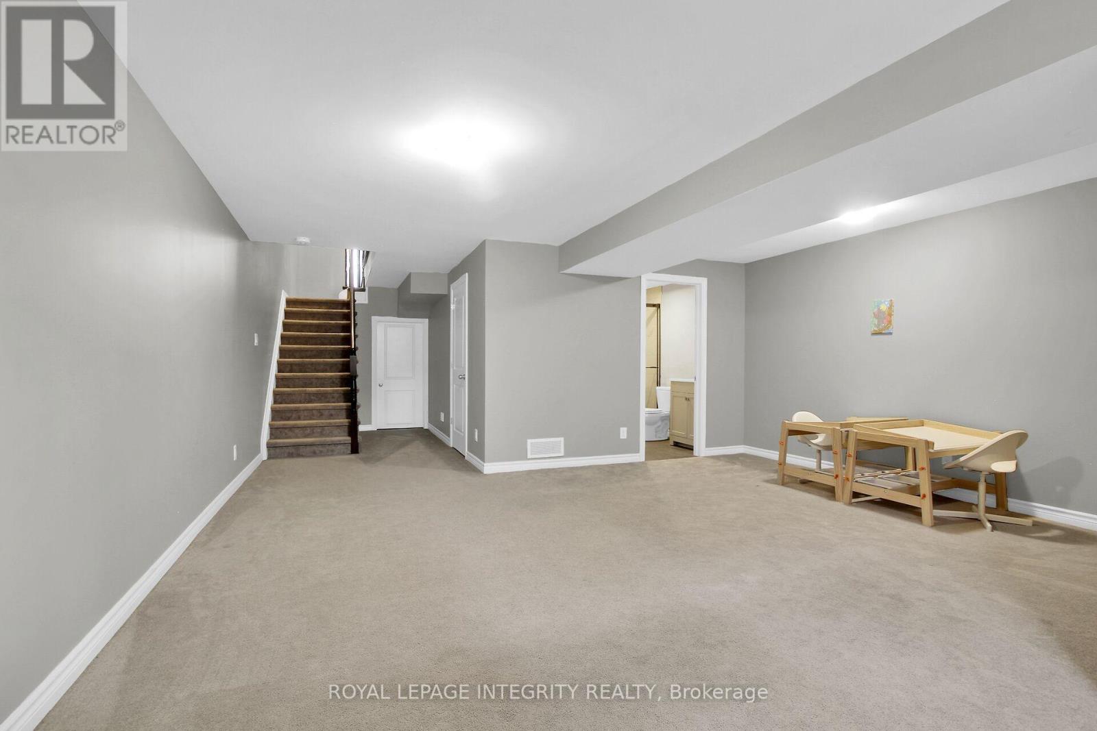 767 Dearborn Private, Ottawa, Ontario  K1T 0W3 - Photo 39 - X13671386