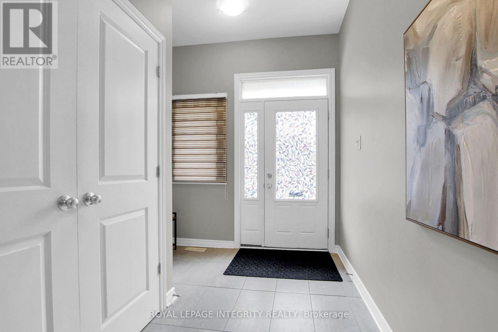 767 Dearborn Private, Ottawa, Ontario  K1T 0W3 - Photo 4 - X13671386