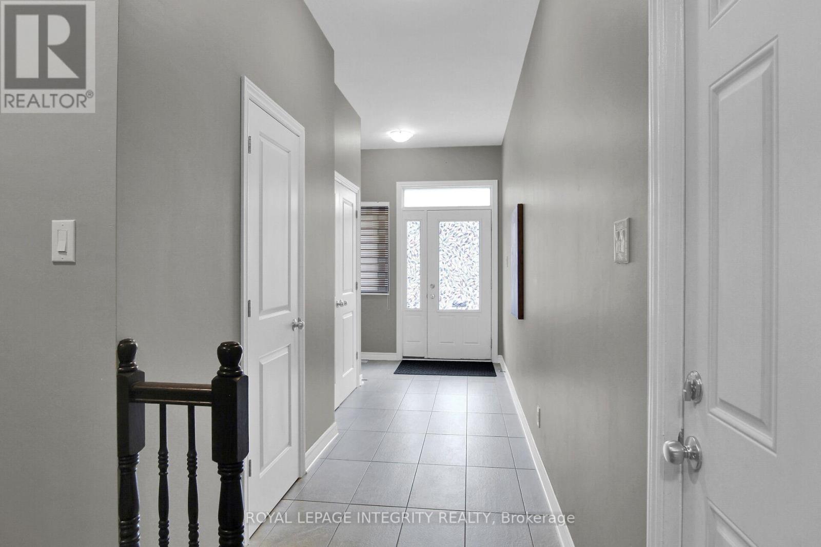 767 Dearborn Private, Ottawa, Ontario  K1T 0W3 - Photo 5 - X13671386