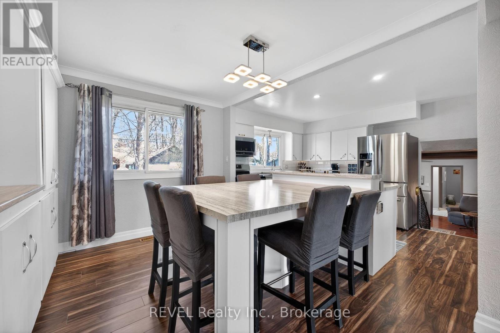 698 Daytona Drive, Fort Erie, Ontario  L2A 4Z6 - Photo 11 - X13671428
