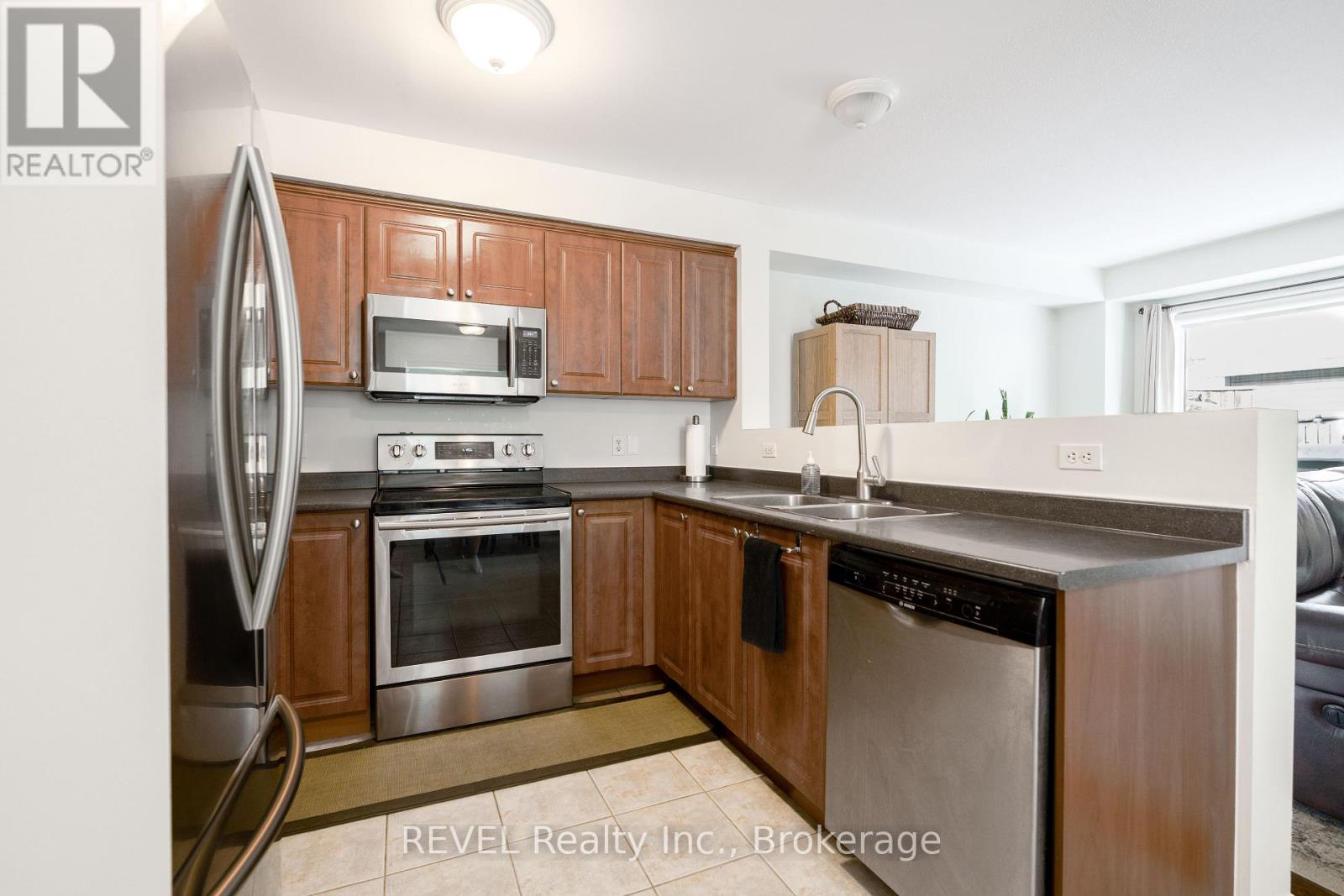 11 - 6263 Valley Way, Niagara Falls, Ontario  L2E 0A1 - Photo 7 - X13671510