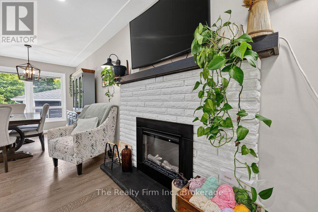 126 Springbank Avenue N, Woodstock, Ontario N4S 7P8 - Photo 16 - X13671366