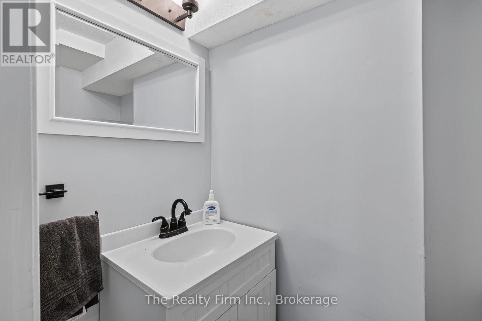 126 Springbank Avenue N, Woodstock, Ontario N4S 7P8 - Photo 25 - X13671366