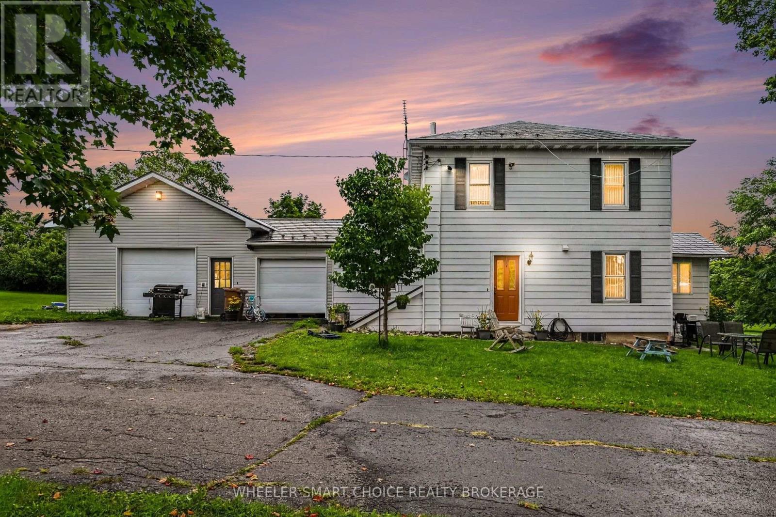 16769 Maloney Road, South Stormont, Ontario  K0C 2A0 - Photo 1 - X13671306