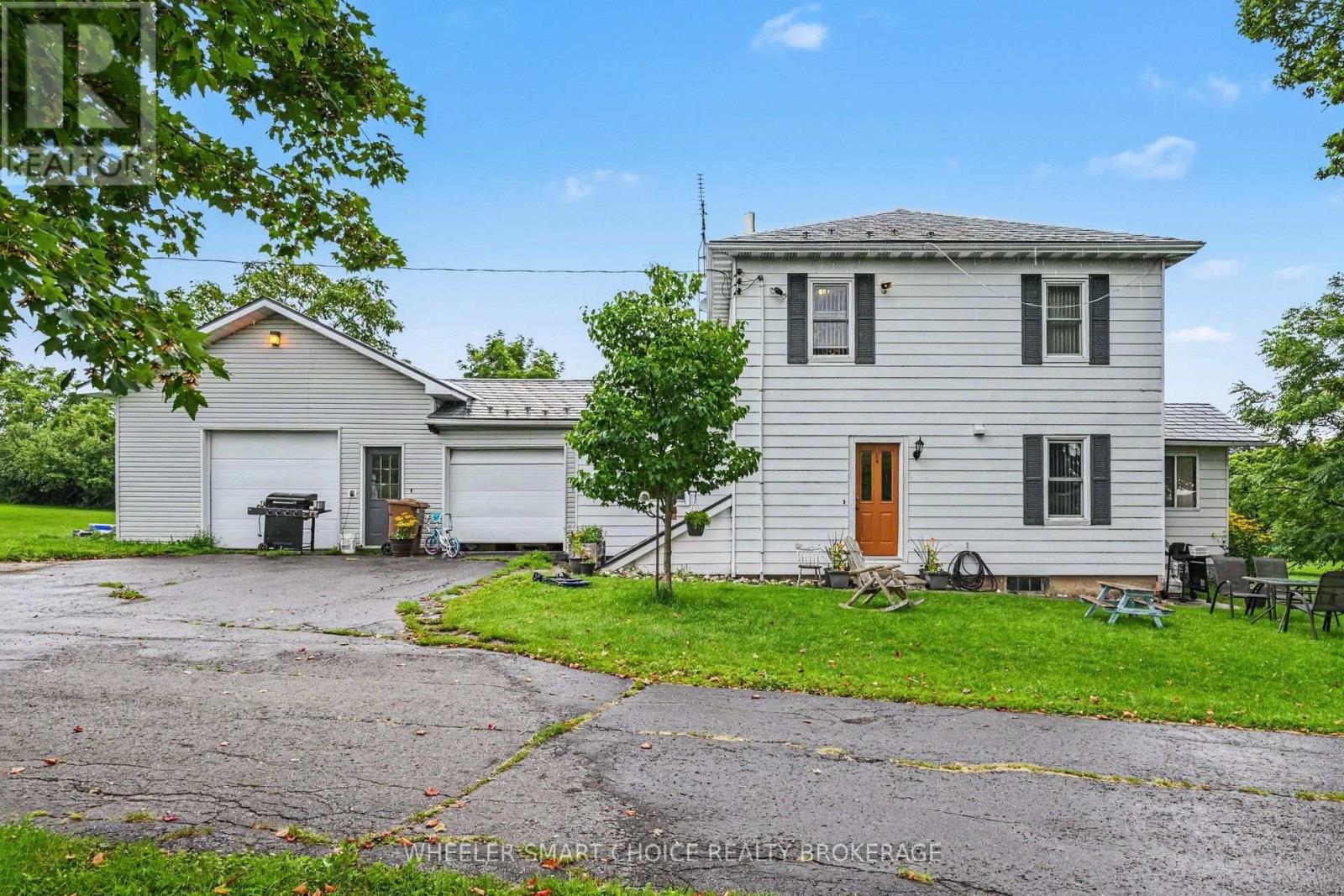 16769 Maloney Road, South Stormont, Ontario  K0C 2A0 - Photo 2 - X13671306
