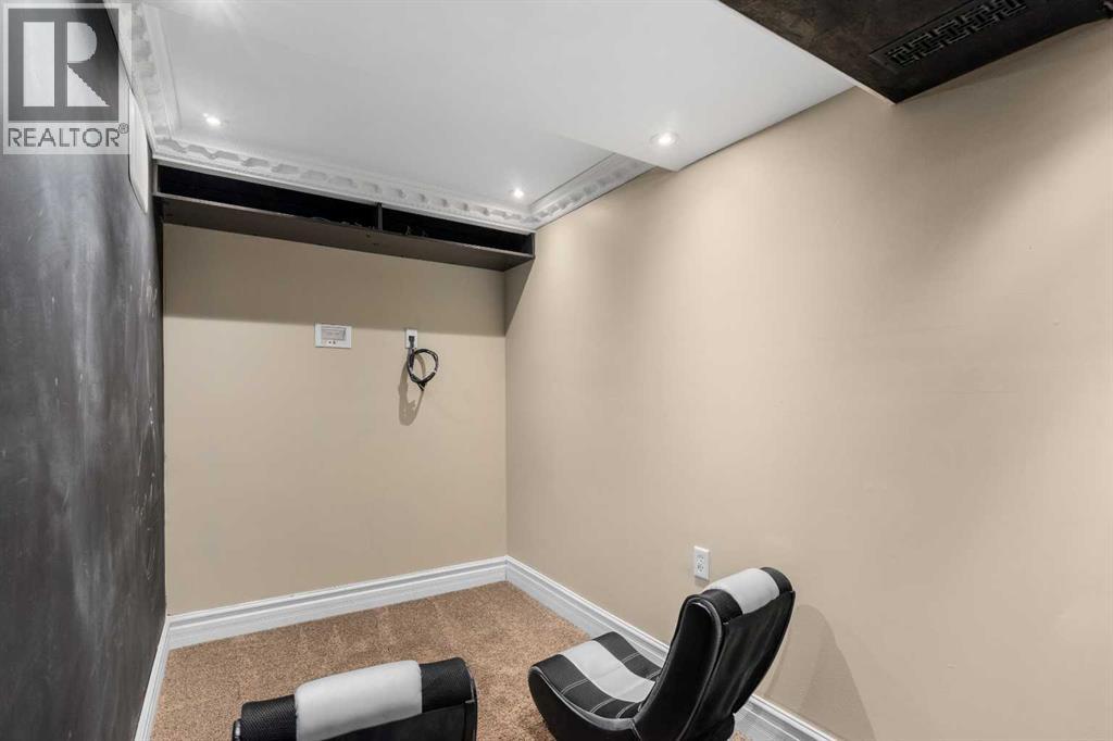 205 Mckenzie Towne Gate SE, Calgary, Alberta  T2Z 4G2 - Photo 24 - A2330560