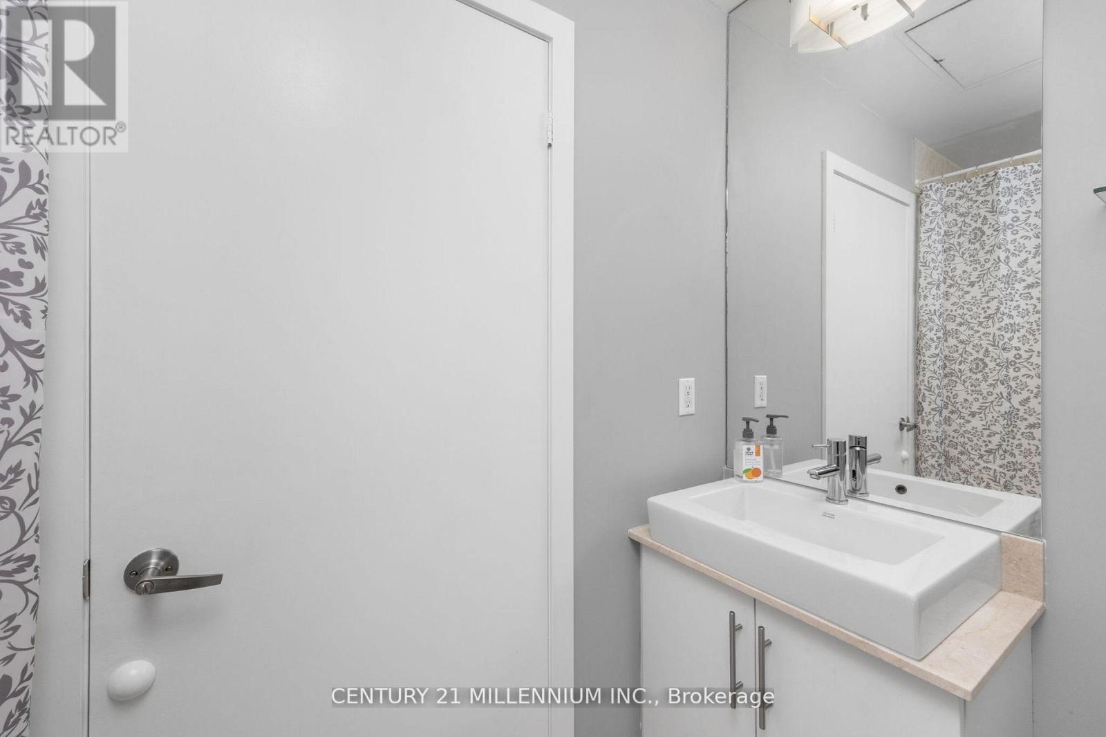 4503 - 65 Bremner Boulevard W, Toronto, Ontario  M5J 0A7 - Photo 5 - C13671300