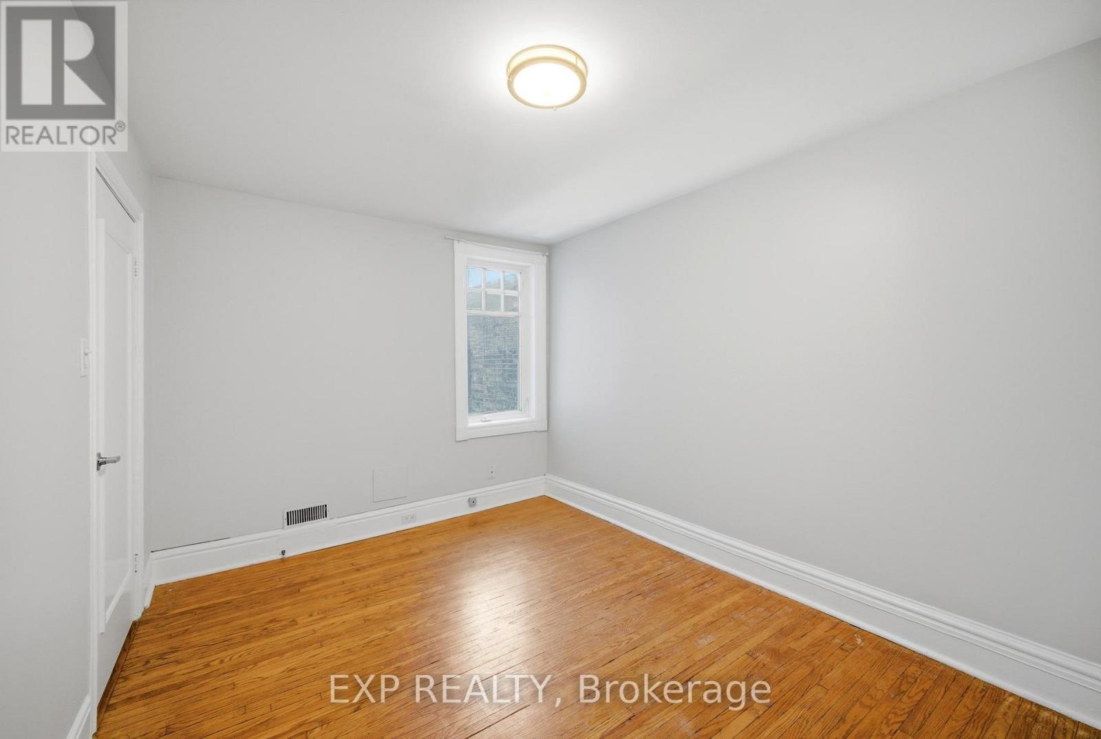 679 Ossington Avenue, Toronto, Ontario  M6G 3T6 - Photo 15 - C13671324