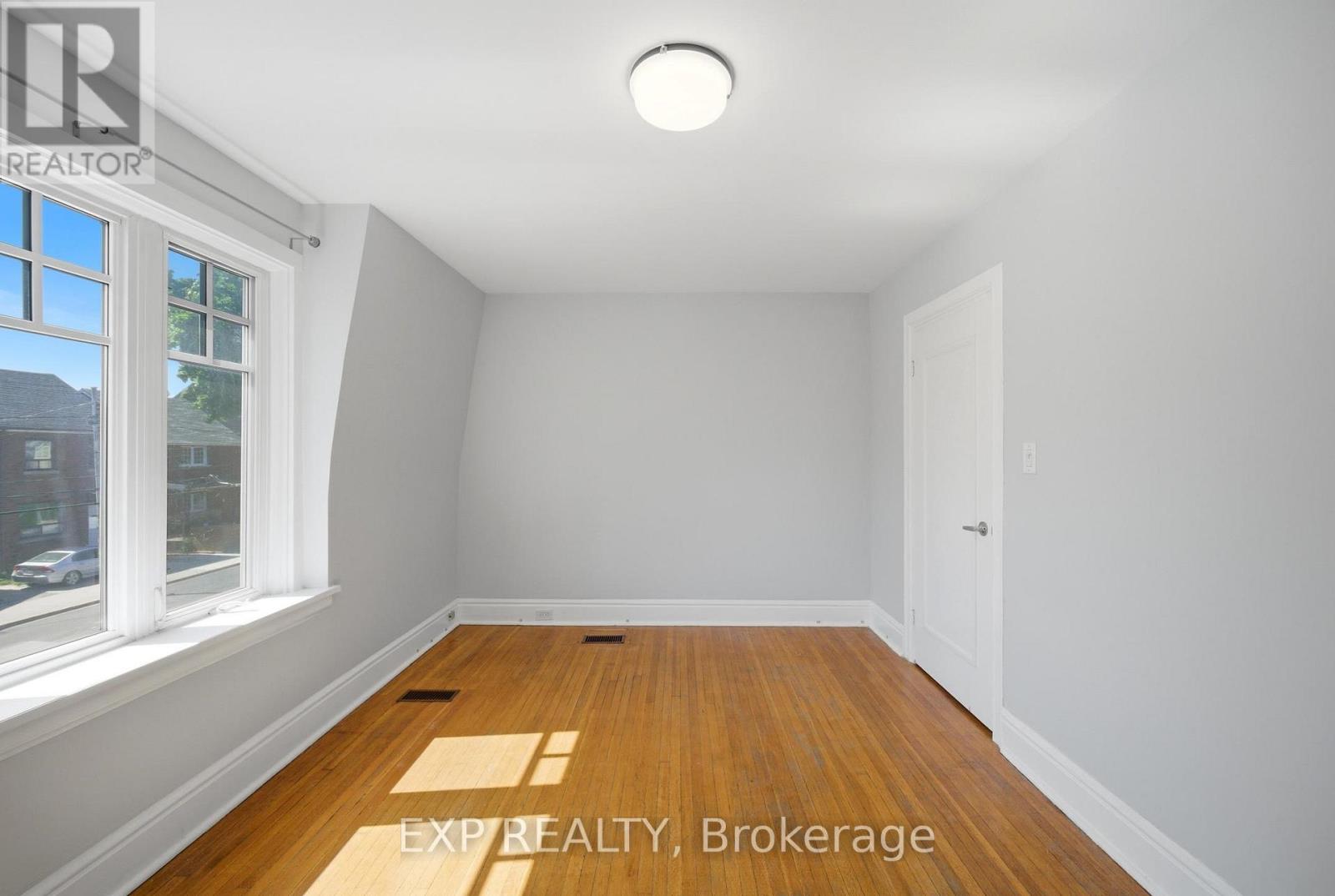 679 Ossington Avenue, Toronto, Ontario  M6G 3T6 - Photo 17 - C13671324