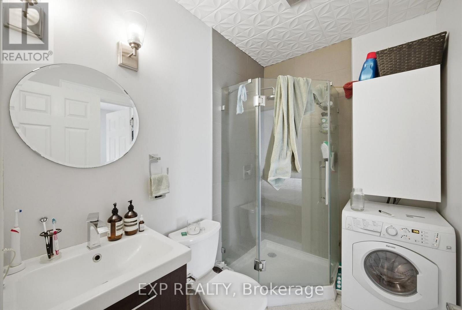 679 Ossington Avenue, Toronto, Ontario  M6G 3T6 - Photo 8 - C13671324