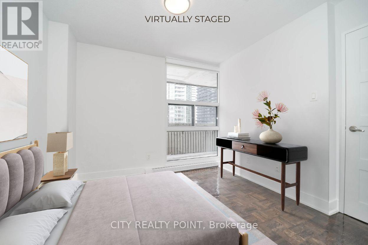 2606 - 33 Isabella Street, Toronto, Ontario  M4Y 2P7 - Photo 2 - C13671332