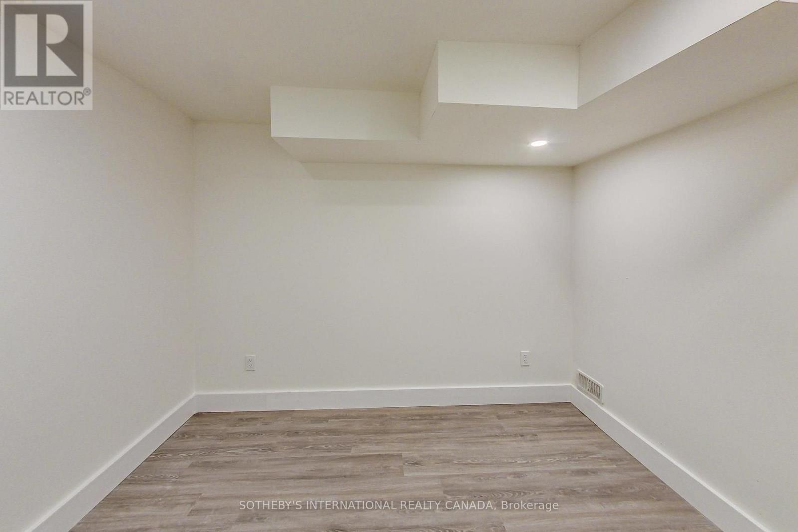 Lower - 669 Euclid Avenue, Toronto, Ontario  M6G 2T8 - Photo 11 - C13671340