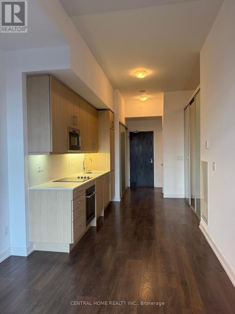 718 - 297 College Street, Toronto, Ontario  M5T 1S2 - Photo 2 - C13671400