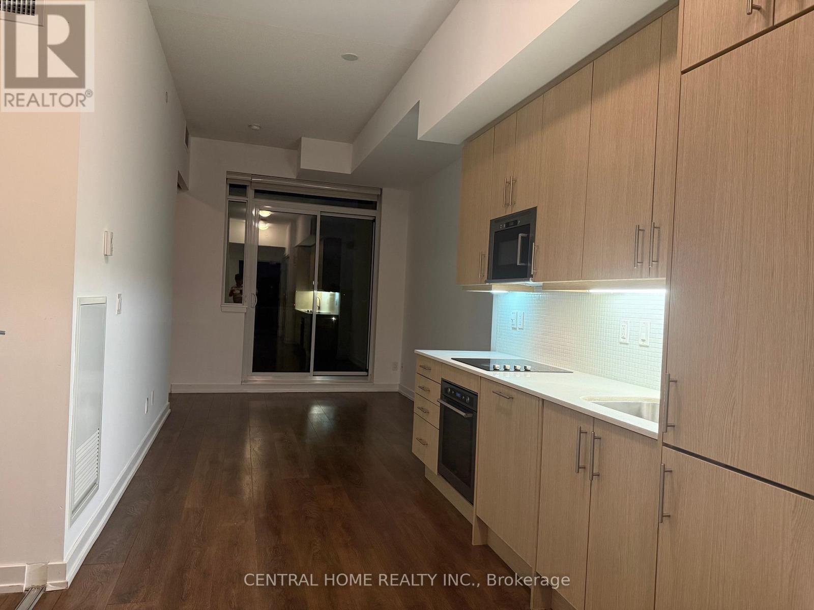 718 - 297 College Street, Toronto, Ontario  M5T 1S2 - Photo 4 - C13671400