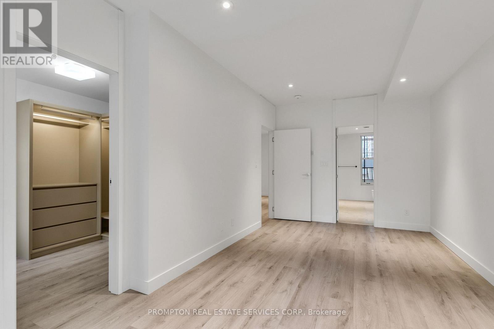 11 Gloucester Street, Toronto, Ontario  M4Y 1L8 - Photo 15 - C13671406