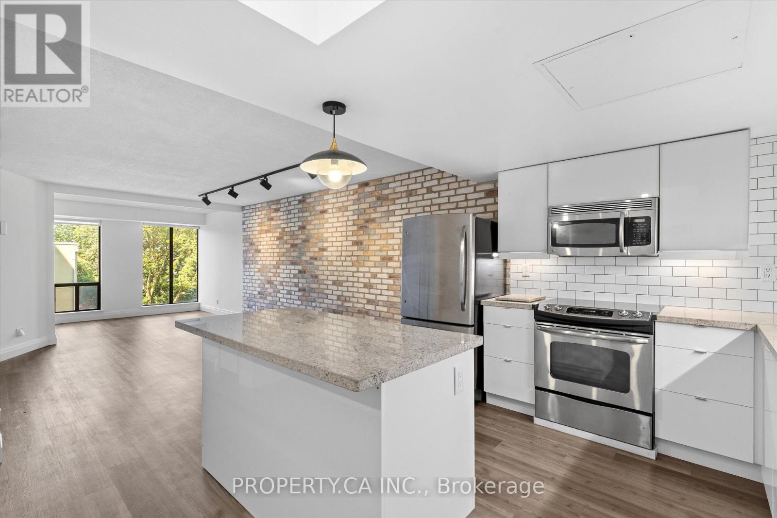 306 - 456 College Street, Toronto, Ontario M6G 4A3 - Photo 2 - C13671416