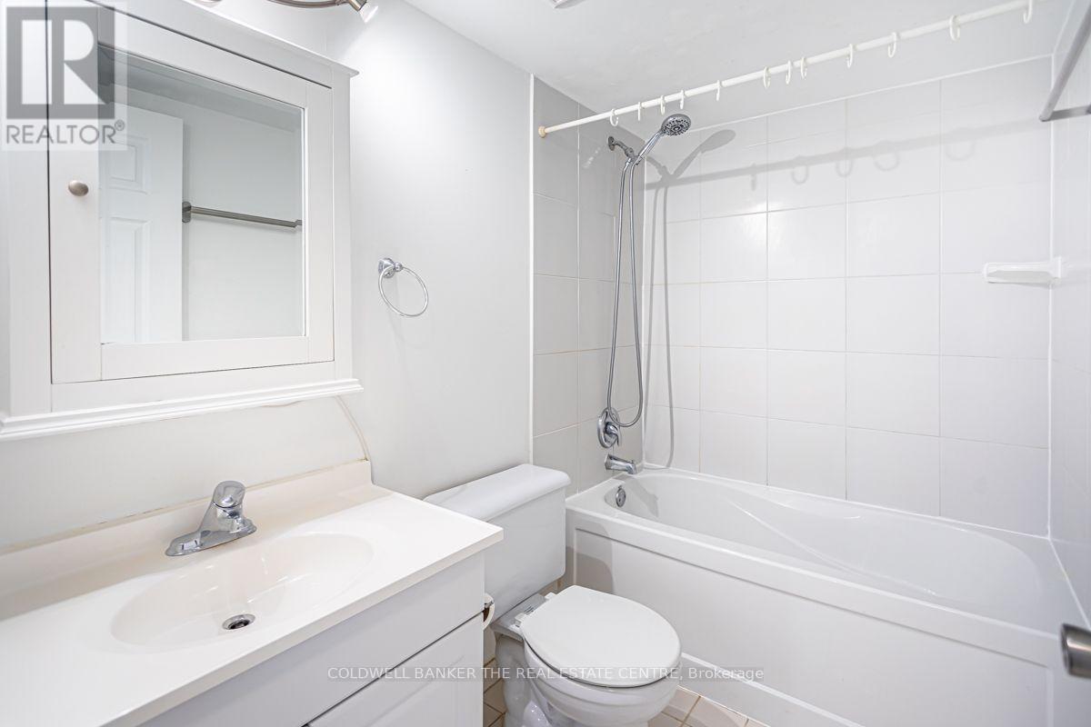 2708 - 260 Queens Quay W, Toronto, Ontario  M5J 2N3 - Photo 16 - C13671420