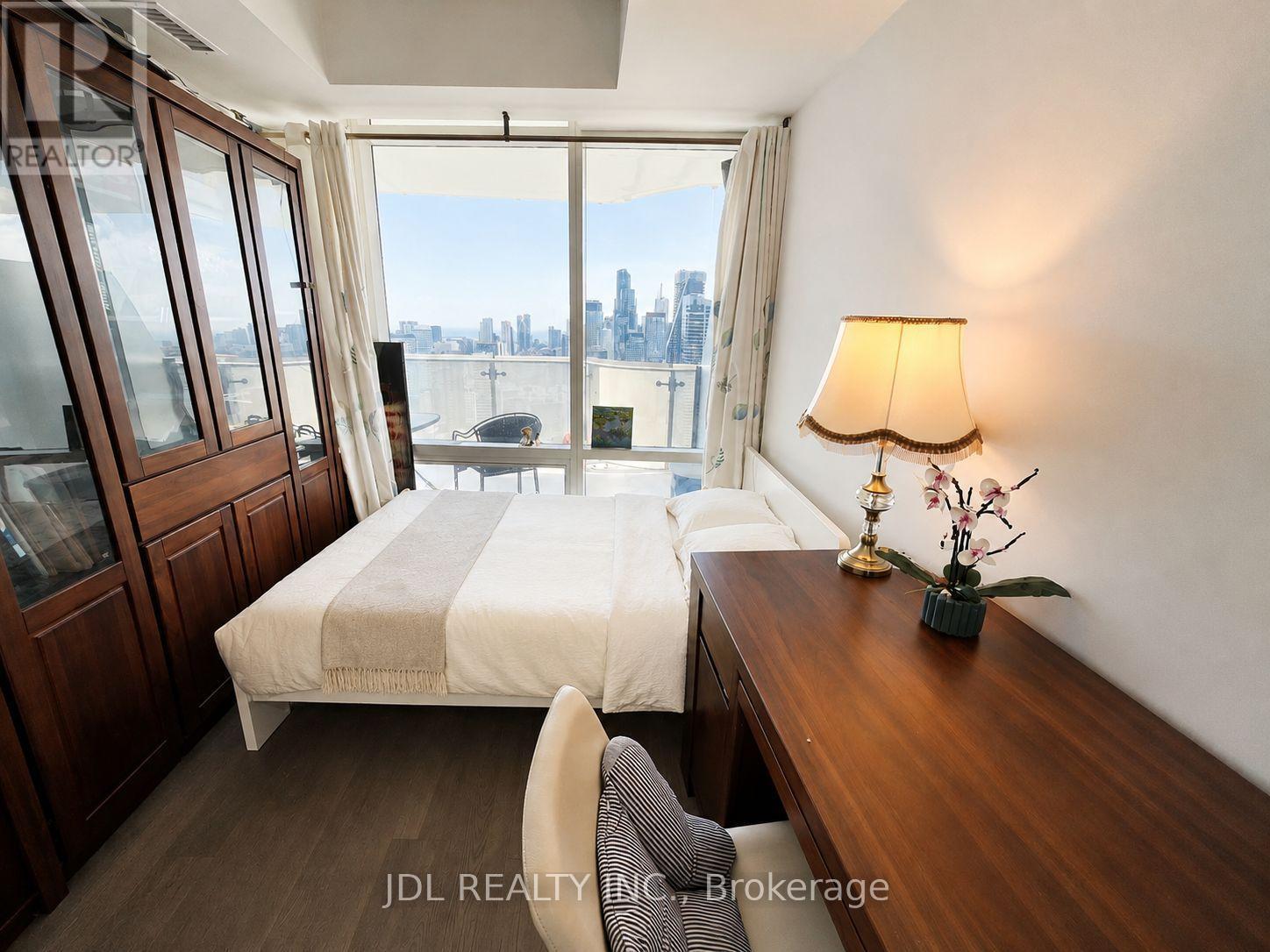 3804 - 1 Bloor Street E, Toronto, Ontario  M4W 1A9 - Photo 4 - C13671432