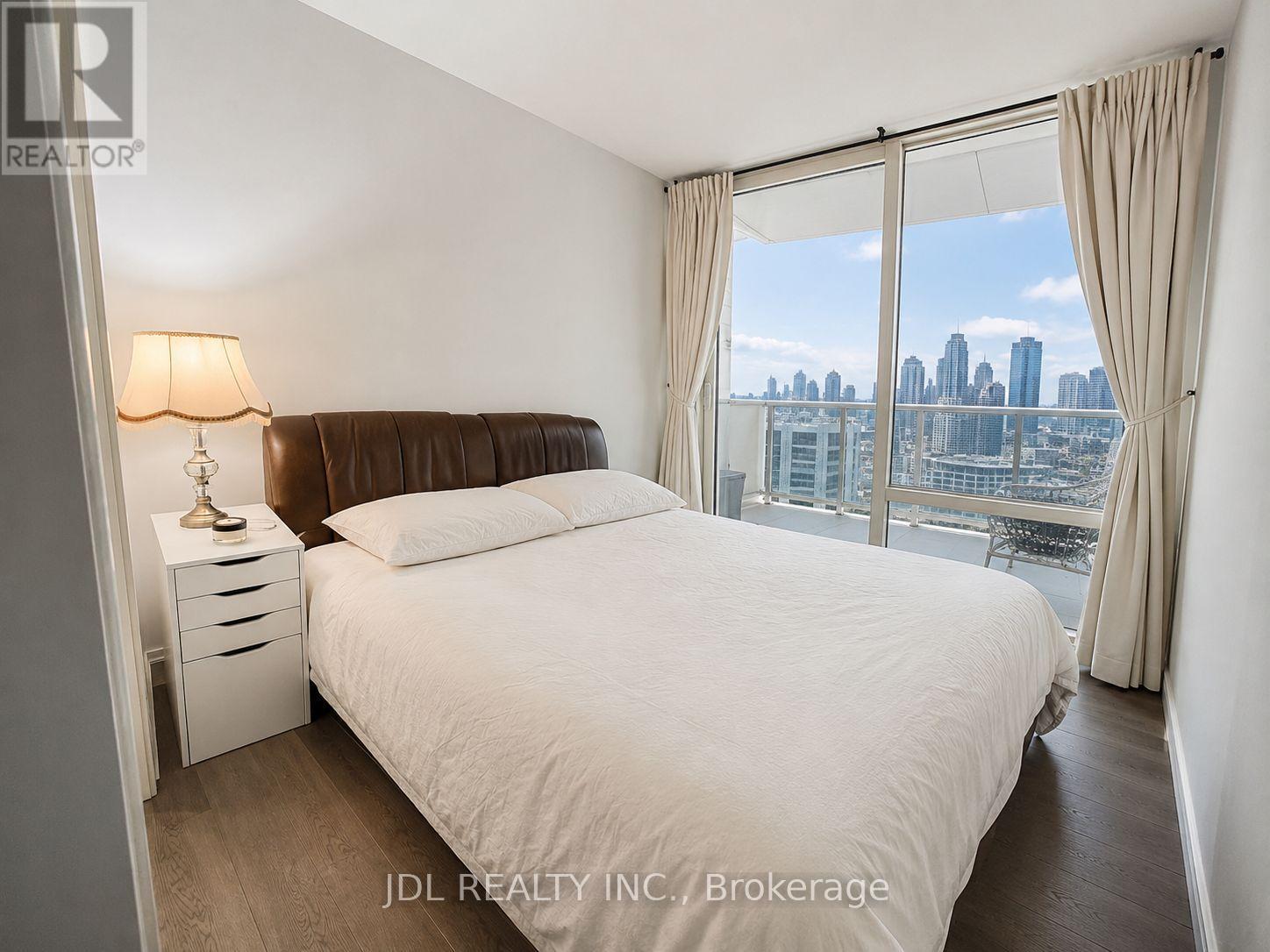 3804 - 1 Bloor Street E, Toronto, Ontario  M4W 1A9 - Photo 5 - C13671432