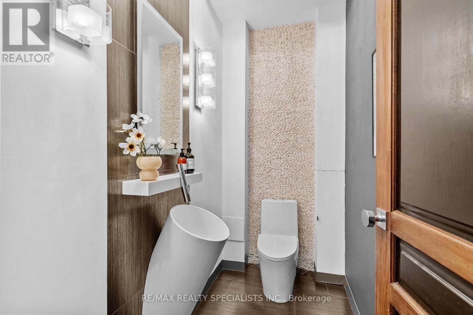 418 Ossington Avenue, Toronto, Ontario  M6J 3A7 - Photo 13 - C13671544