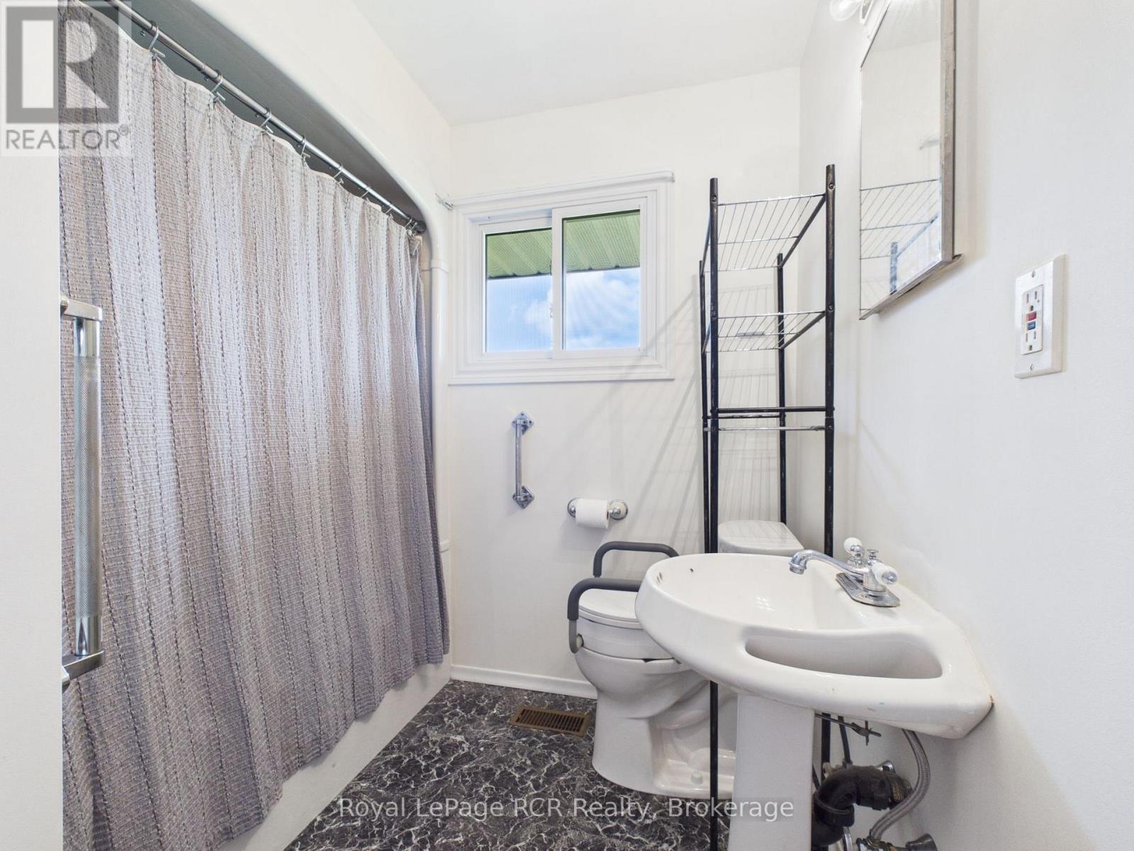 30 Mark Street E, Grey Highlands, Ontario  N0C 1H0 - Photo 15 - X13671488