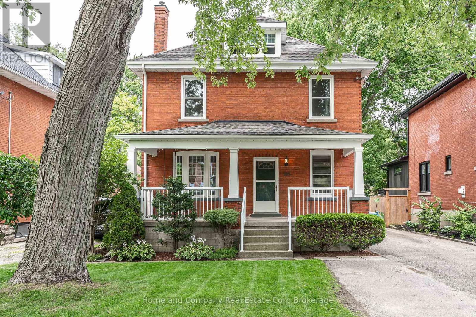 216 DOUGLAS STREET, Stratford, Ontario