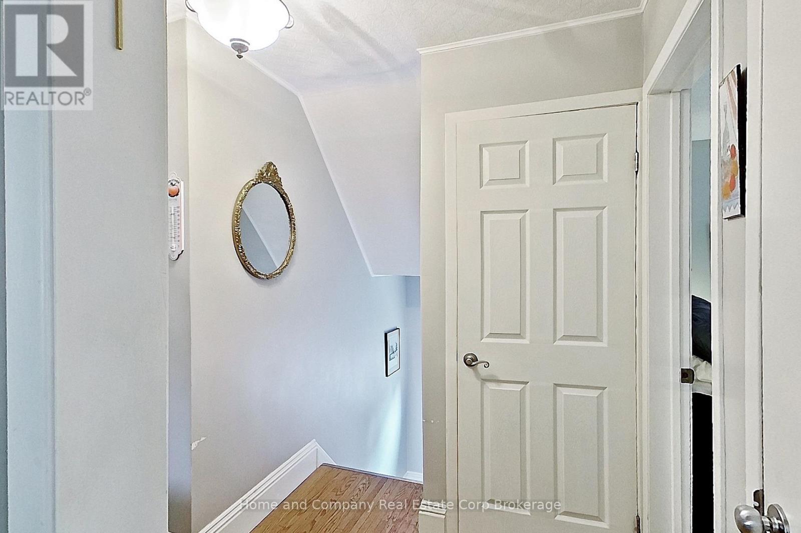 216 Douglas Street, Stratford, Ontario  N5A 5P9 - Photo 15 - X13671584