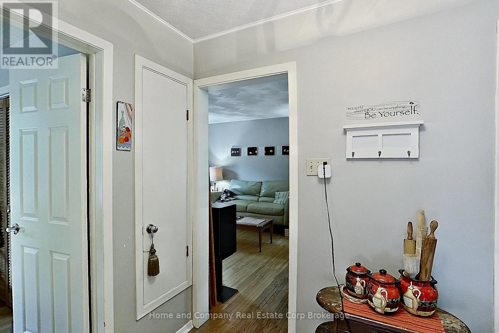 216 Douglas Street, Stratford, Ontario  N5A 5P9 - Photo 16 - X13671584