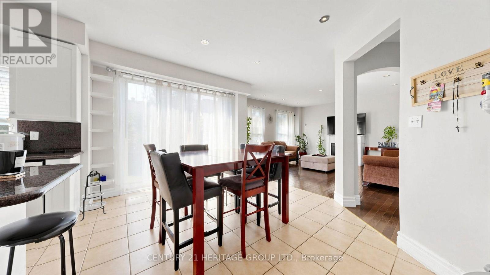 27 Byram Downs Street, Ajax, Ontario  L1Z 1P9 - Photo 11 - E13671372