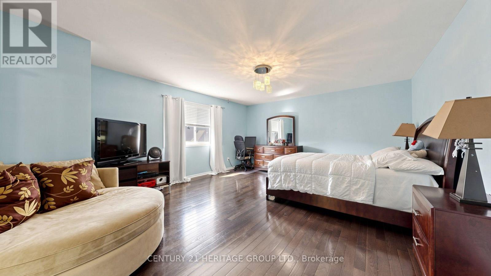 27 Byram Downs Street, Ajax, Ontario  L1Z 1P9 - Photo 19 - E13671372