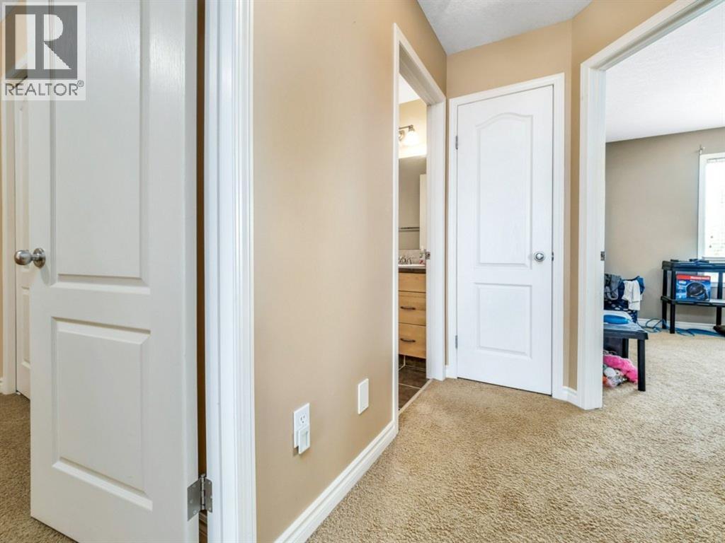 689 Blackfoot Terrace W, Lethbridge, Alberta  T1K 7Y6 - Photo 19 - A2307689
