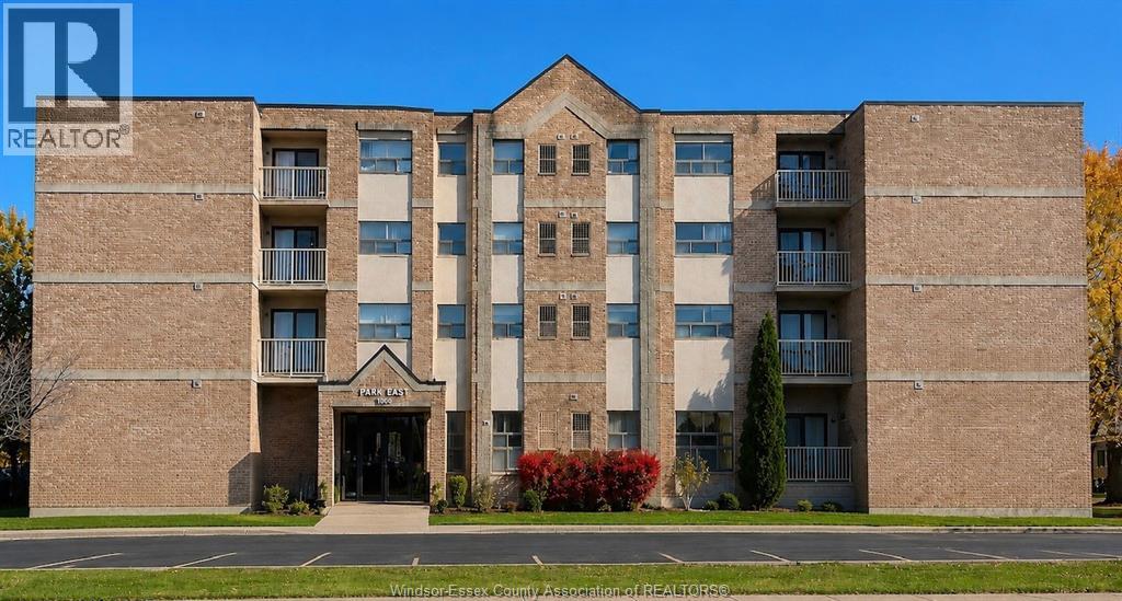 MLS# 26019752: 1160 LAUZON Unit# 401, Windsor, Canada