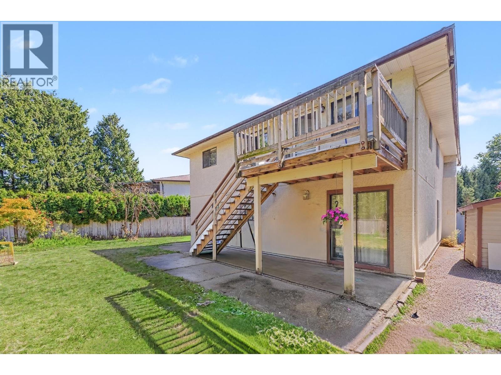 976 Hosmer Court, Coquitlam, British Columbia  V3C 4T8 - Photo 5 - R3153817