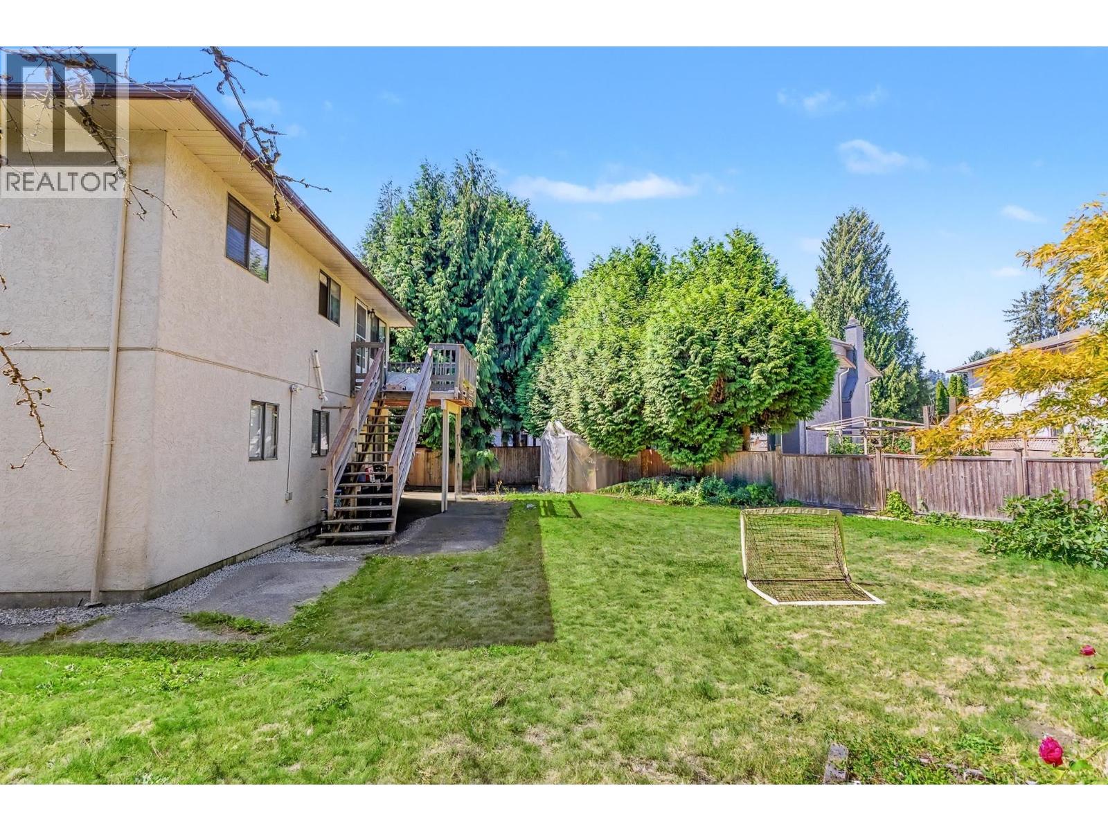 976 Hosmer Court, Coquitlam, British Columbia  V3C 4T8 - Photo 6 - R3153817