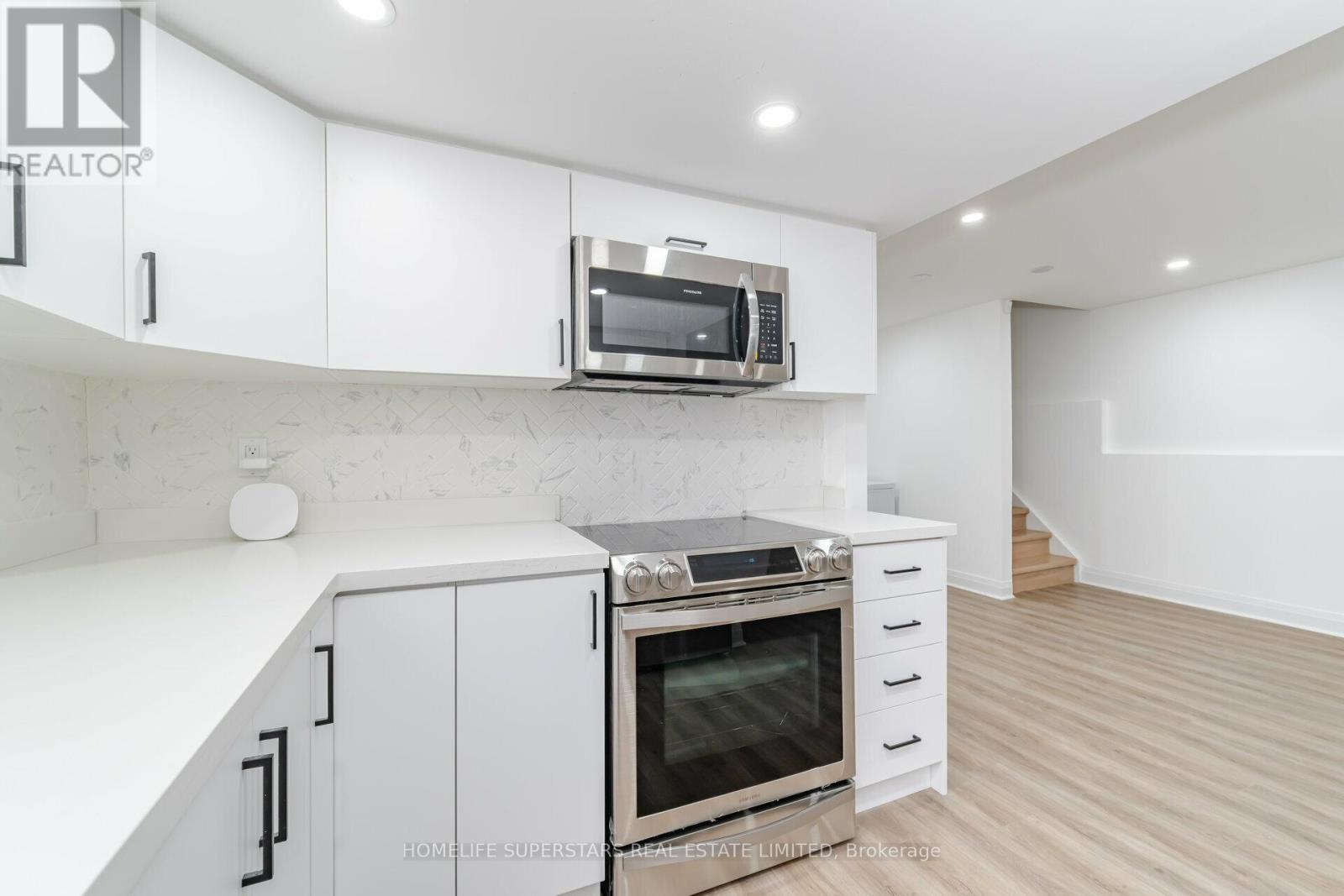 3 New Seabury Drive, Vaughan, Ontario  L4K 2B7 - Photo 17 - N13671308