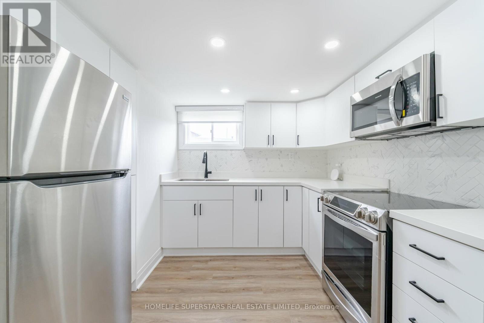 3 New Seabury Drive, Vaughan, Ontario  L4K 2B7 - Photo 18 - N13671308