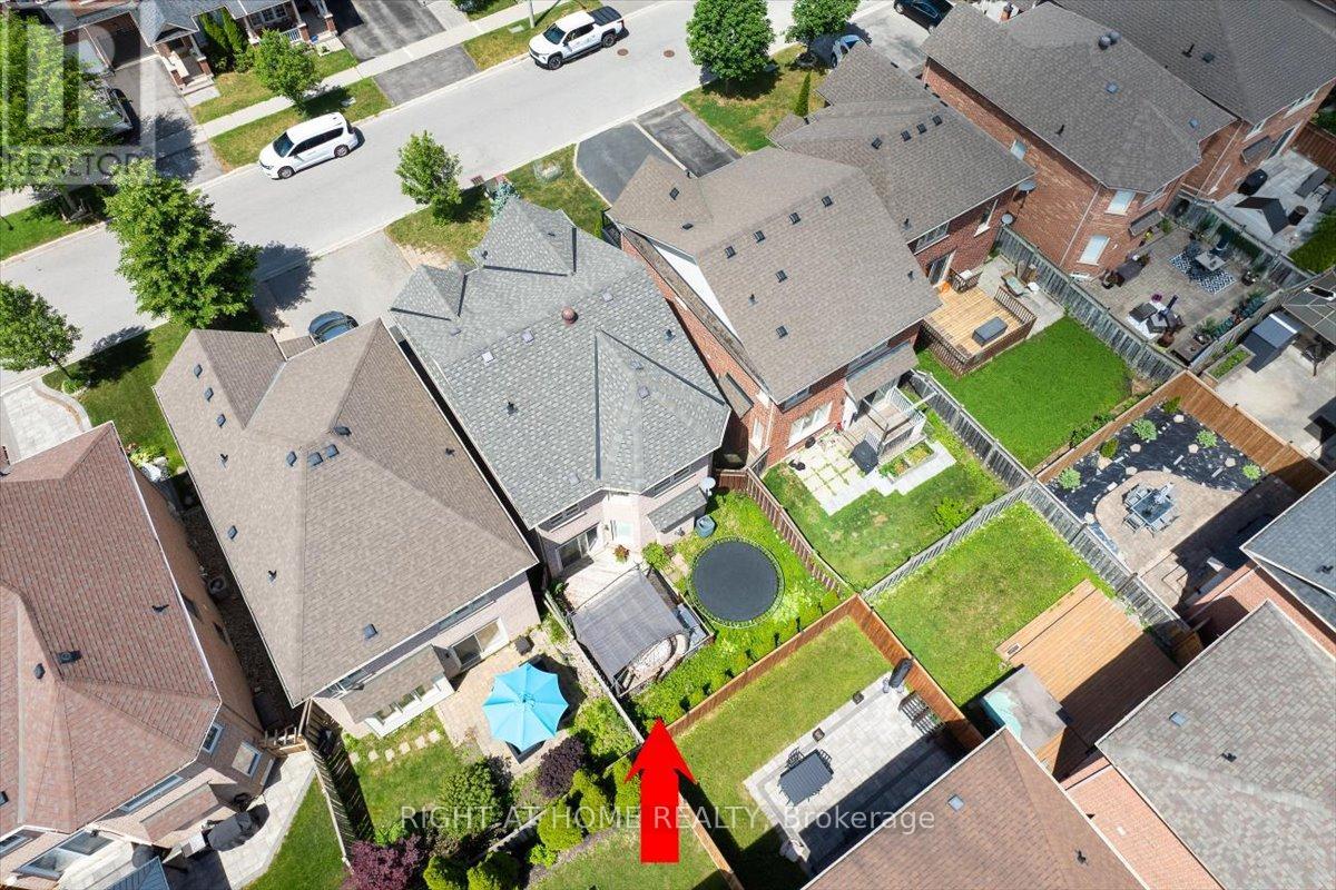 25 Longwood Avenue, Richmond Hill, Ontario  L4E 4A5 - Photo 32 - N13671430