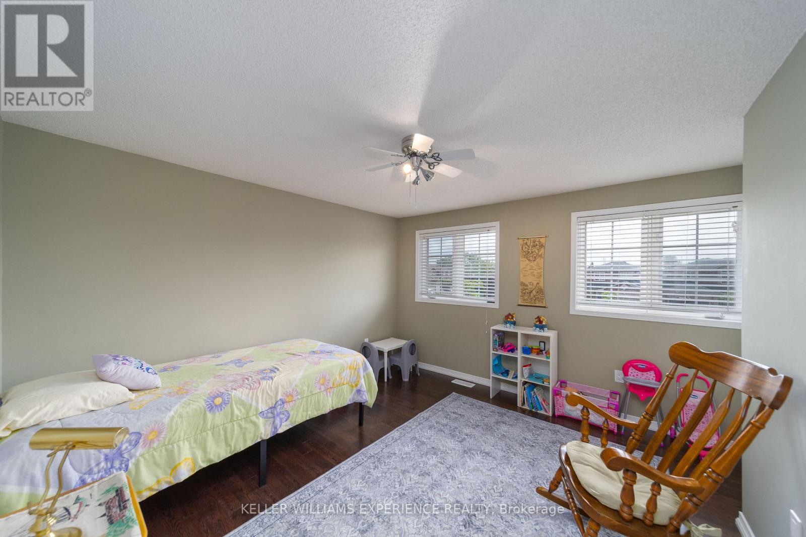 12 Monarchy Street, Barrie (Innis-Shore), Ontario L4M 7K2 - Photo 17 - S13671358