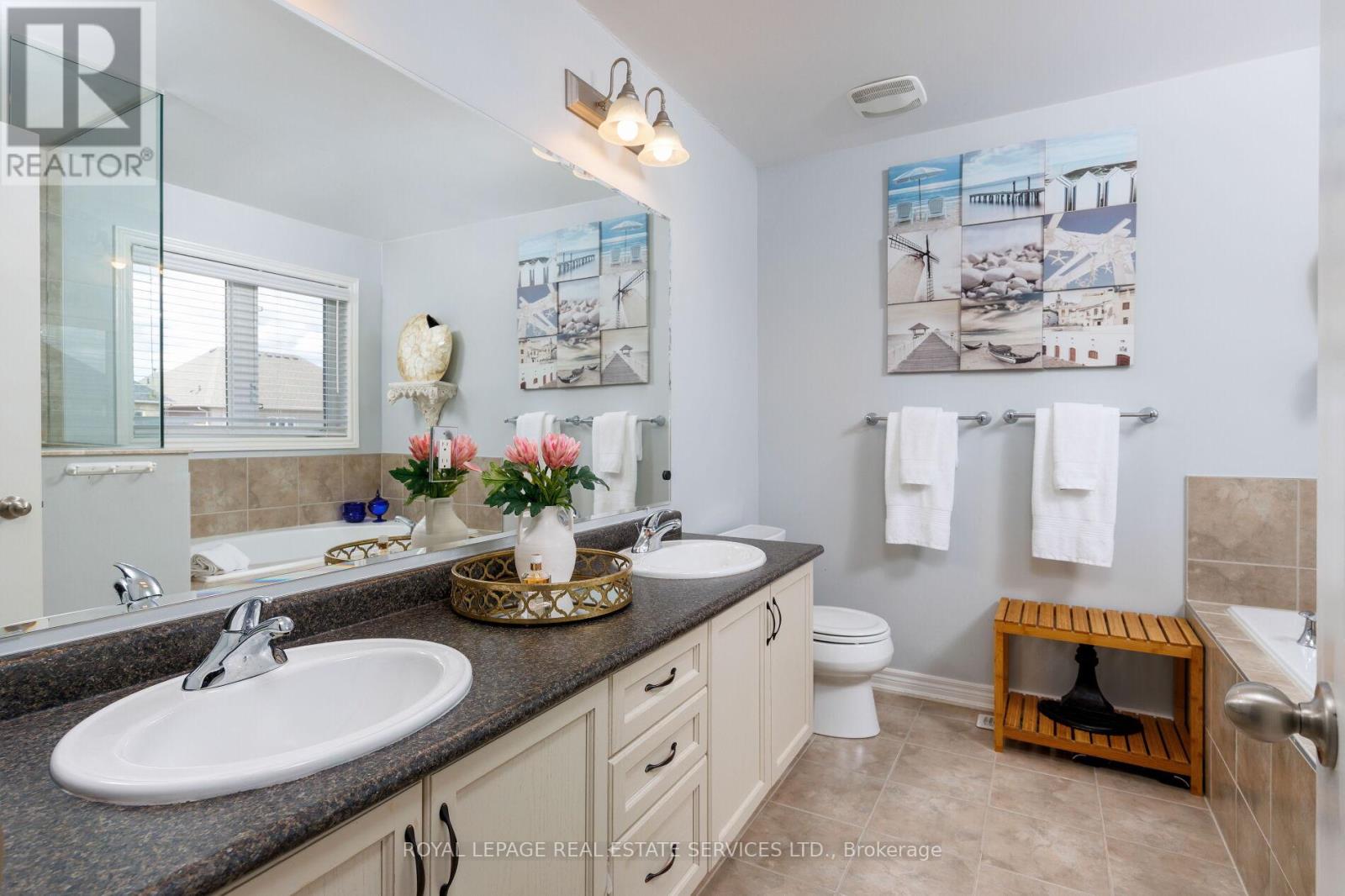 506 Charles Potter Lane, Oakville, Ontario  L6M 0P6 - Photo 17 - W13671282