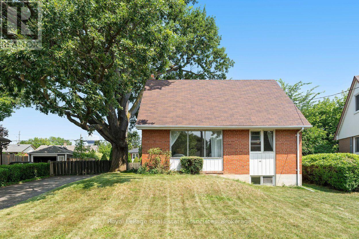 64 Mcintyre Crescent, Halton Hills, Ontario  L7G 1N3 - Photo 1 - W13671336