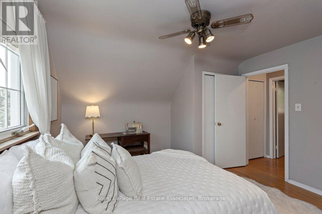 64 Mcintyre Crescent, Halton Hills, Ontario  L7G 1N3 - Photo 25 - W13671336